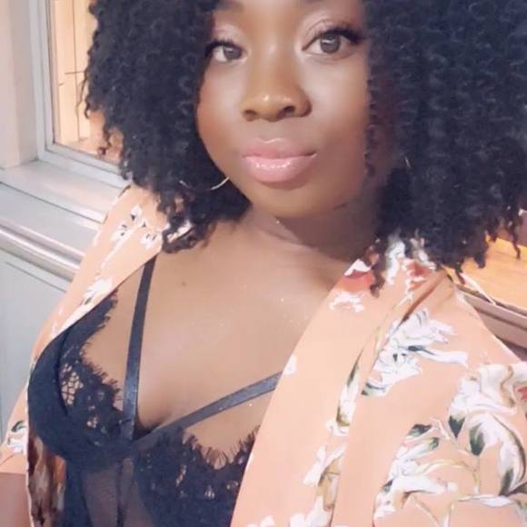 Meet your Posher, Shawniece - Picture 1 of 1